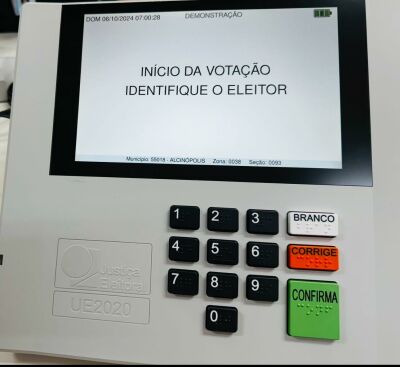 Imagem da notícia Votação é aberta em Costa Rica e em todo o Brasil